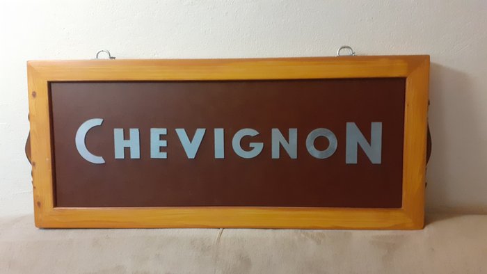 CHEVIGNON - 广告标牌 (1) - 木