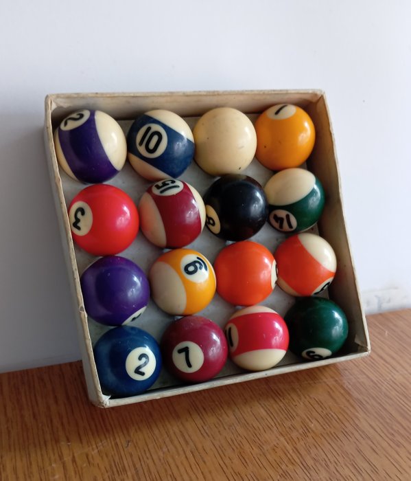 Jogo - Caixa com bolas para mini snooker completo