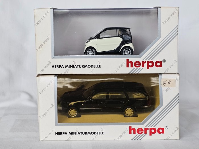 Herpa 1:43 - 2 - 模型汽车 - Mercedes Benz  E 320 T Modell,  Smart City Coupé - 070 393 和 070 553
