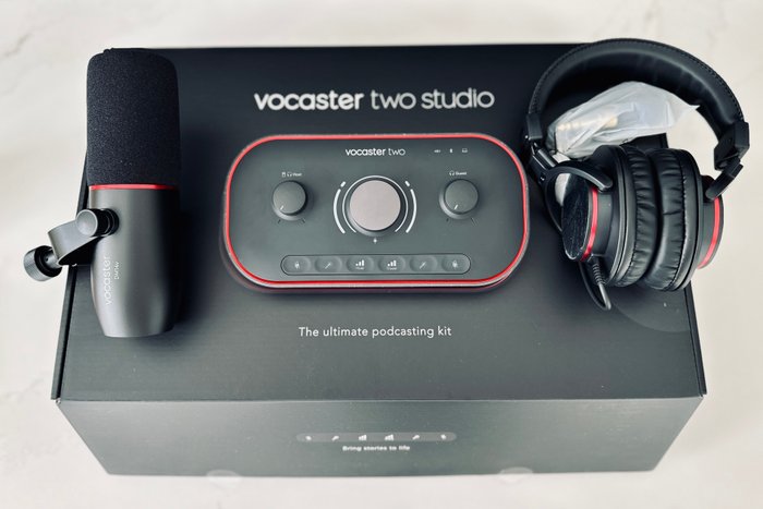 Focus­rite - Vocaster Two Studio Dynaaminen mikrofoni