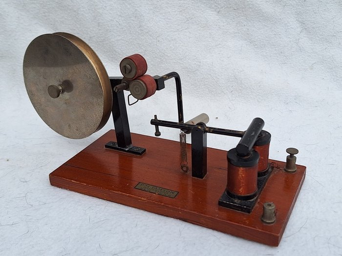 P.M. Tamson - Ricevitore telegrafico Morse (1) - Legno, Ottone - 1910-1920