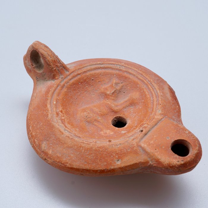 Romersk antikk Keramikk Romersk oljelampe med hund INGEN RESERVE  (Ingen reservasjonspris)