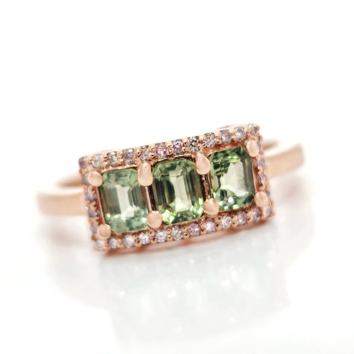*no reserve* 1.00 ct Green Sapphire & 0.20 ct N.Fancy Pink Diamond Ring - 2.83 gr - 14 kt. Punakulta - Sormus - 1.00 ct Safiiri - Timantti