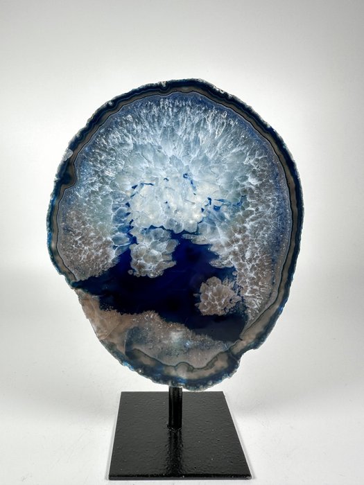 Agate with rock crystal geode on stand Geode - Height: 160 mm - Width: 110 mm- 495 g