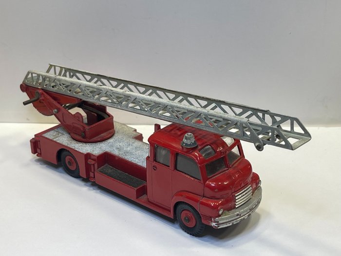 Dinky Toys 1:43 - 1 - 模型工具 - Supertoys ref. 956 Turntable Fire Escape