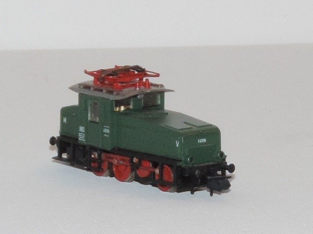 Arnold N轨 - 2460 - 电力机车 (1) - DB