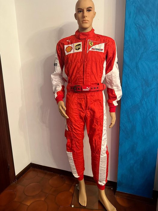 法拉利 - 一級方程式 - Charles Leclerc and Carlos Sainz - 2018 - 維修團隊穿戴的服裝