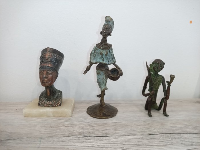 Figurină - Bronze (3) - Bronz