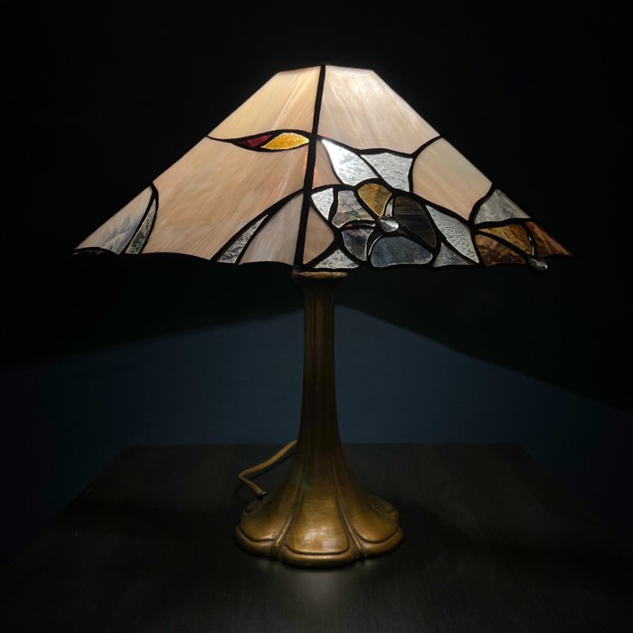 Victoria, Honsel Tiffany style - Lampada da tavolo - Ottone, Vetro legato a piombo