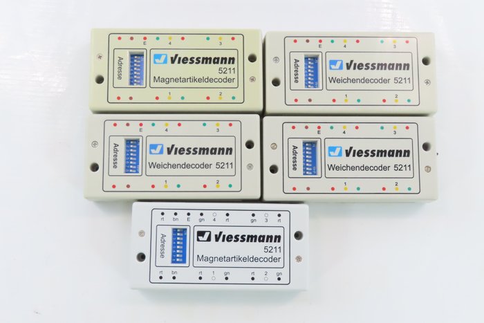 Viessmann H0 - 5211 - Centralina per modellino di treno (5) - 5x Decoder digitale per punti di commutazione e altri accessori magnetici