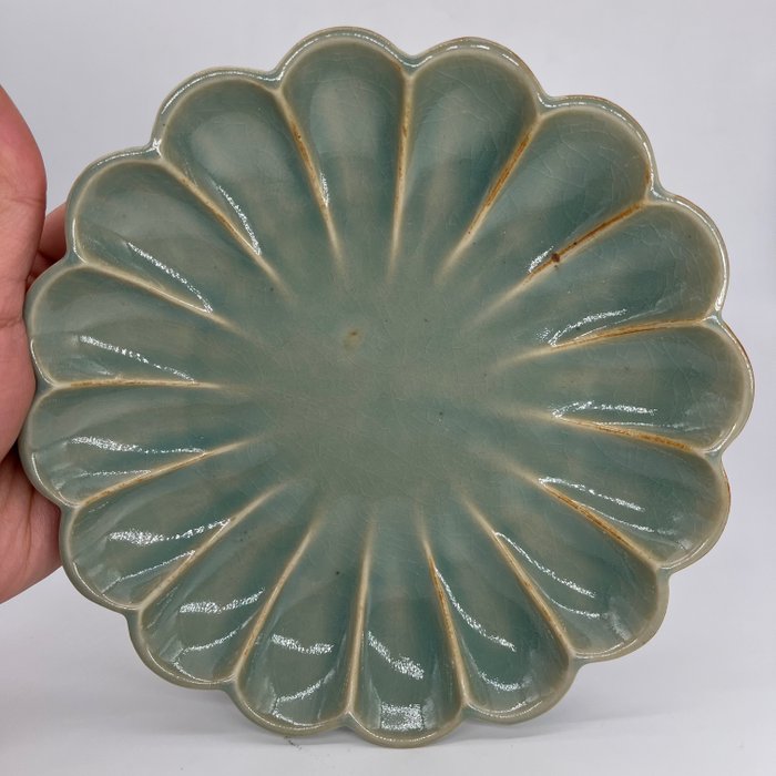 Tál - Repedt zöld celadon mázas porcelán