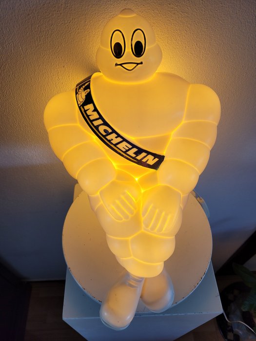燈 - Michelin - Michelin Bibendum mascotte met een lamp en een bevestigingsbeugel