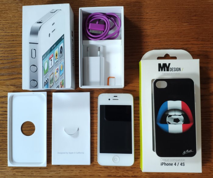 Apple iPhone 4S - 移动电话 (1) - 带原装盒