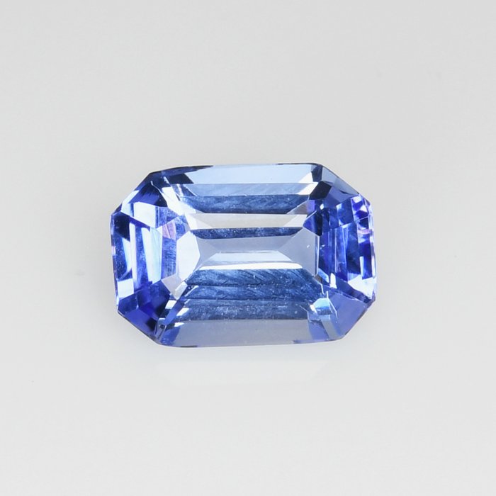fioletowy Tanzanit - 0.94 ct