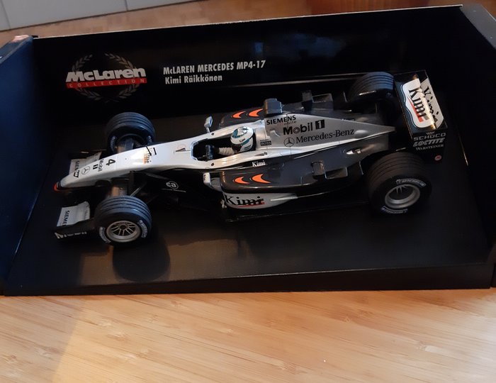 Minichamps 1:18 - 1 - Miniatura de carro de corrida - McLaren Mercedes MP4-17 - Kimi Raikkonen No.4
