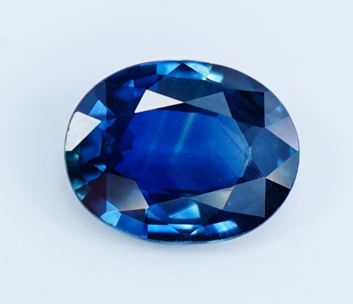 Bleu profond Saphir - 1.30 ct