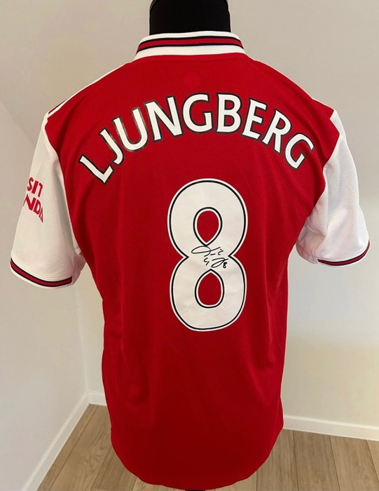 Arsenal - Αγγλικό Πρωτάθλημα Ποδοσφαίρου - Ljungberg - Μπάλα ποδοσφαίρου