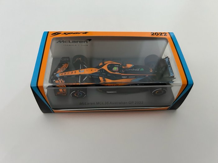 Spark 1:43 - 1 - 模型赛车 - McLaren MCLM 36 GP Australië 2022 - Daniel Ricciardo