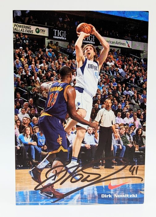 Dallas Mavericks - NBA - Dirk Nowitzki Fancard, Un autographe 