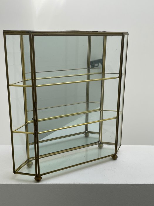 展示櫃 - 玻璃, 黃銅