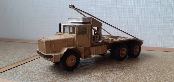 Dinky Toys 1:50 - 1 - Modell teherautó - ref. 888 Berliet Sahara Pipes-Layer