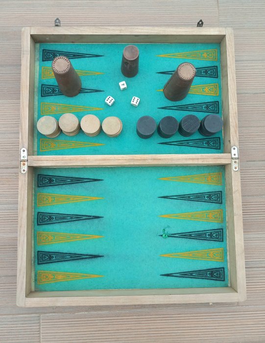 Brettspiel (1) - Ancien jeu Backgammon et de Dames complet avec gobelets en cuir véritable - Holz