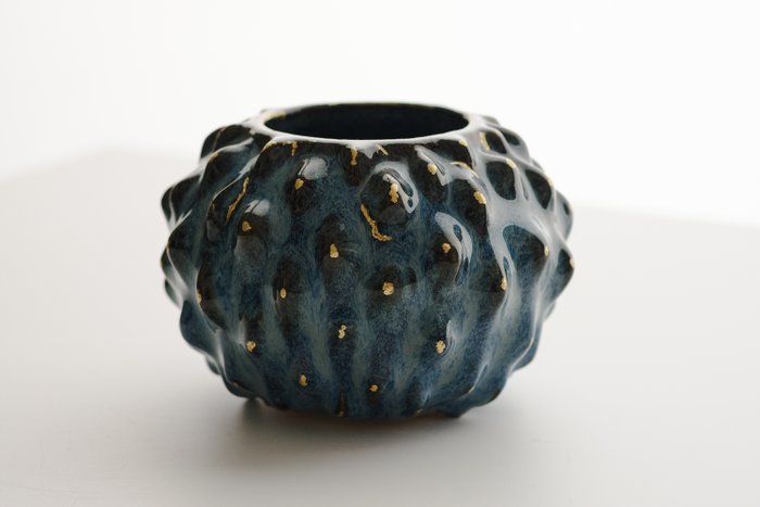 Martina Corti - Vase (1)  - Céramique