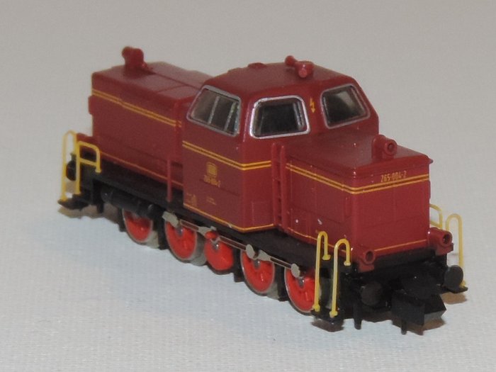 Arnold N - 2015 - Locomotiva diesel (1) - DB