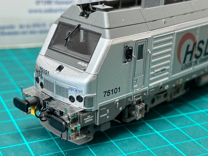 OS.KAR H0 - 1534 - Diesellokomotive (1) - BB 75101 - Akiem
