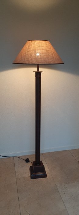 Säulen-Stehleuchte (1) - Säulen-Stehlampe (ohne Schirm) - Metall
