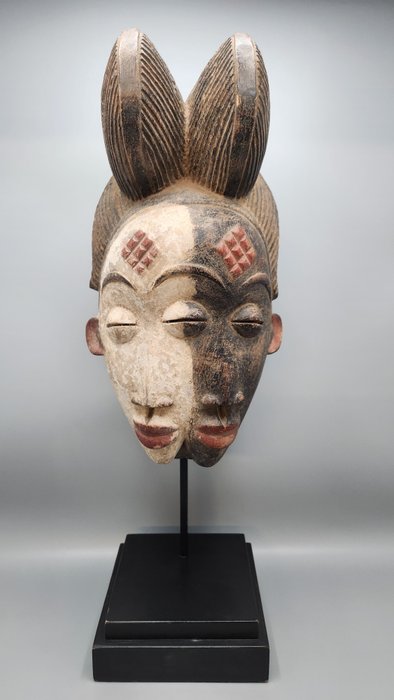 suveren 3 ansiktsmaske - Punu (eller Bapounou) - Gabon  (Ingen reservasjonspris)