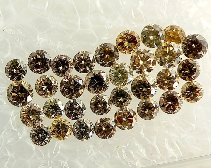 32 pcs Diamanten - 0.82 ct - Brillant - fancy yellowish brown - I1, VVS1, No reserve!