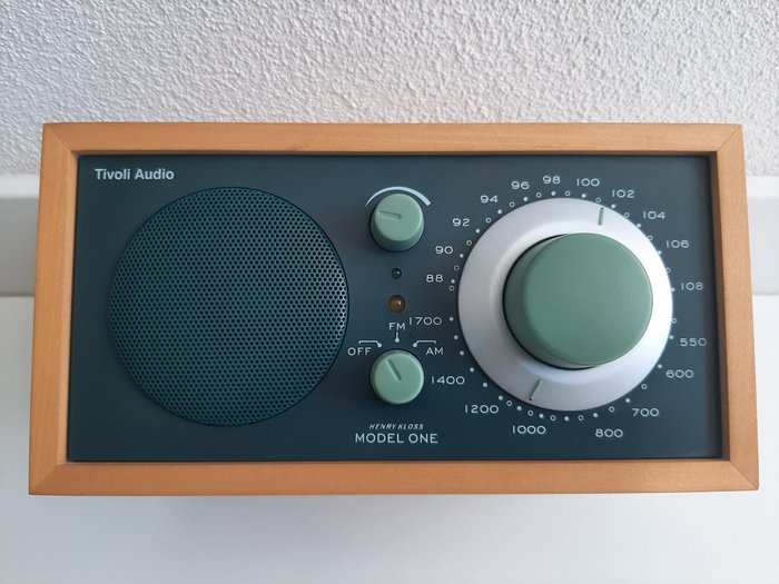 Tivoli Audio by Henry Kloss - Model One - Radio