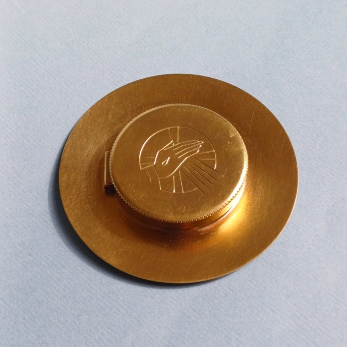 Pyx - Pyxis，带有基督祝福之手的主机盒 - 镀金, 黄铜