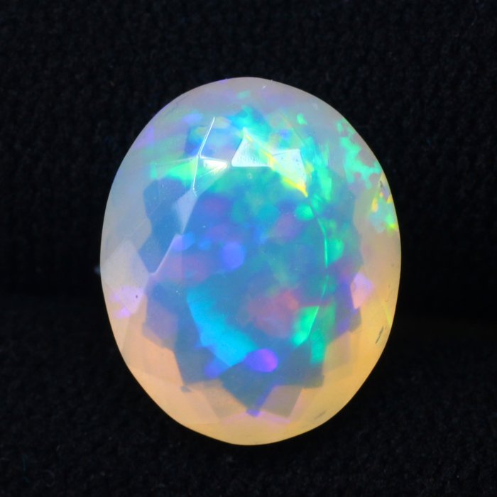 *Ingen reservasjonspris* {IGI Certified} Natural Crystal ColorPlay Cut Opal - 6.16 ct
