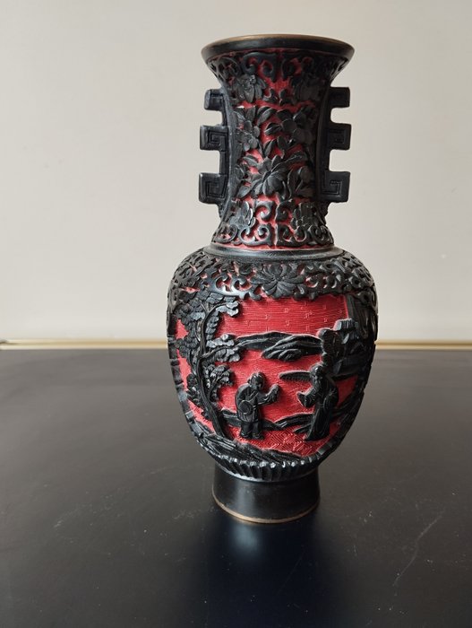 Vase - Zinnober - China  (Ohne Mindestpreis)