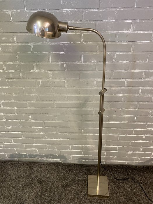 Colmore - Lámpara de pie - Metal