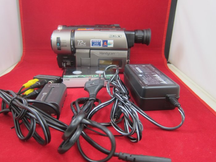 Sony Handycam Vision CCD-TRV46E PAL Videocámara