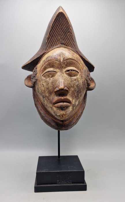 Mukuyi Mask - Punu (ou Bapounou) - Gabon  (No Reserve Price)