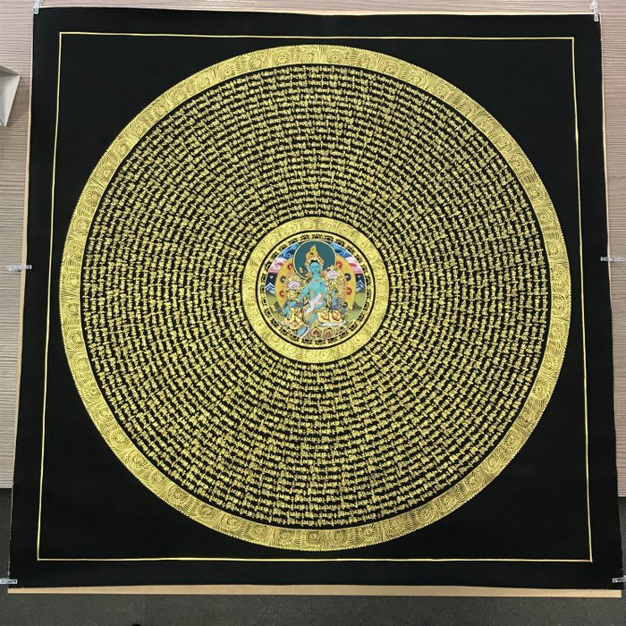 Large Mandala Mantra with Green Tara, Syama tara - Thangka Handpainted Feng Shui - Painting of Tibetan Tradition - Asien  (Ohne Mindestpreis)