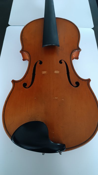 Labelled Nicolaus Amatus -  - 小提琴  (没有保留价)
