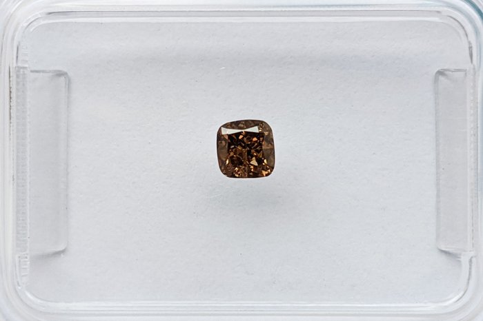 Diamant - 0.21 ct - Kissen - Fancy Dark gelblich- braun - SI2, No Reserve Price