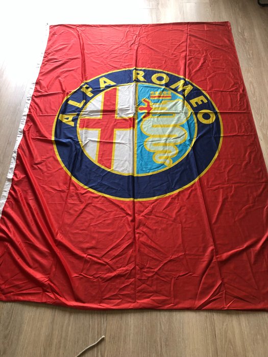 Dekorativt objekt - Alfa Romeo - Alfa Romeo (dealer) Vlag / Banner (215cm!) - 1995