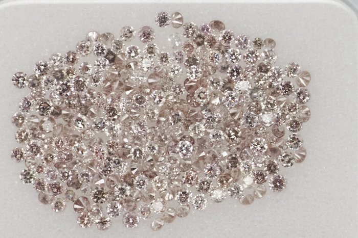 230 pcs Diamantes - 1.02 ct - Redondo - NO RESERVE PRICE - Mix Brown - Pink* - SI1, SI2, VS1, VS2