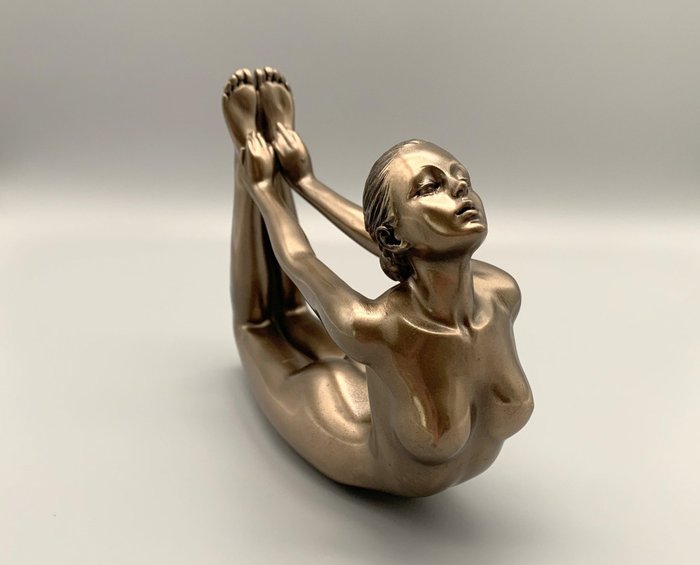 Estatueta, Body Talk - Turnster - Bronskleurig - 10 cm - Resina