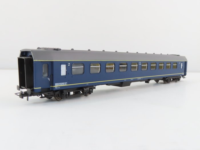Heris H0 - 12210-2 - Wagon de passagers pour trains miniatures (1) - Voiture de grandes lignes à quatre essieux Plan N - NS
