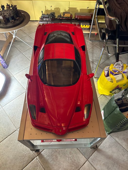 S.P.O.R.T.S. 1:6 - Model sportwagen - Ferrari Enzo e Ferrari F2003-GA