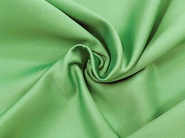 Elegant iriserande jacquard med dubbel bredd 620 x 280 cm - siden (9 %), bomull (87 %), PES (4 %) - Textil