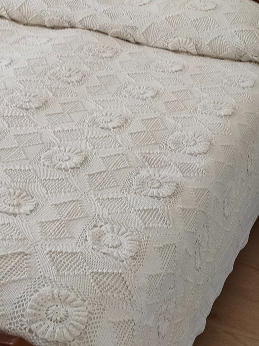Crochet bedspread - Bedspread  - 230 cm - 200 cm