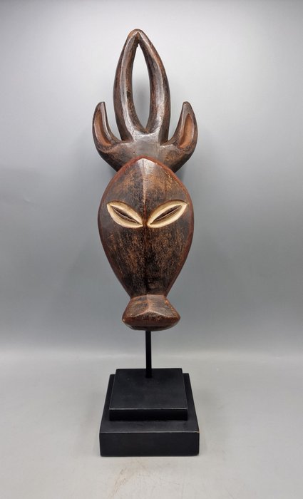 羚羊面具 - Bakwélé - 加彭  (沒有保留價)